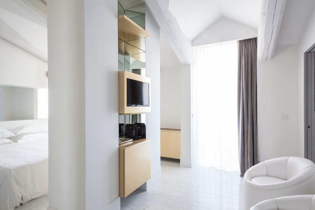 Suite Júnior com Terraço e Vista Cidade