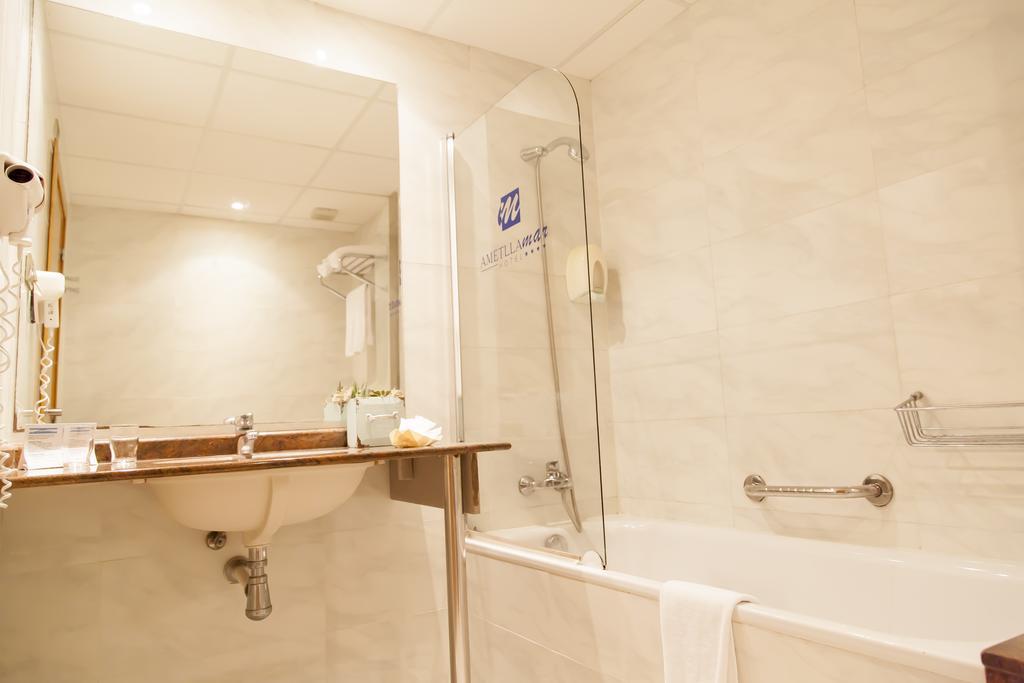 Habitación Triple (2 adultos + 1 niño)
