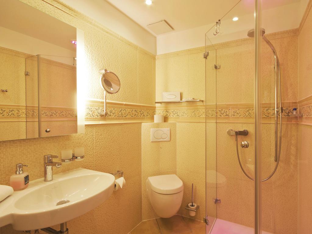 Deluxe Junior Suite