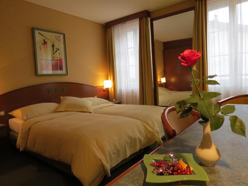 Budget Twin Room,27400199:JPEG