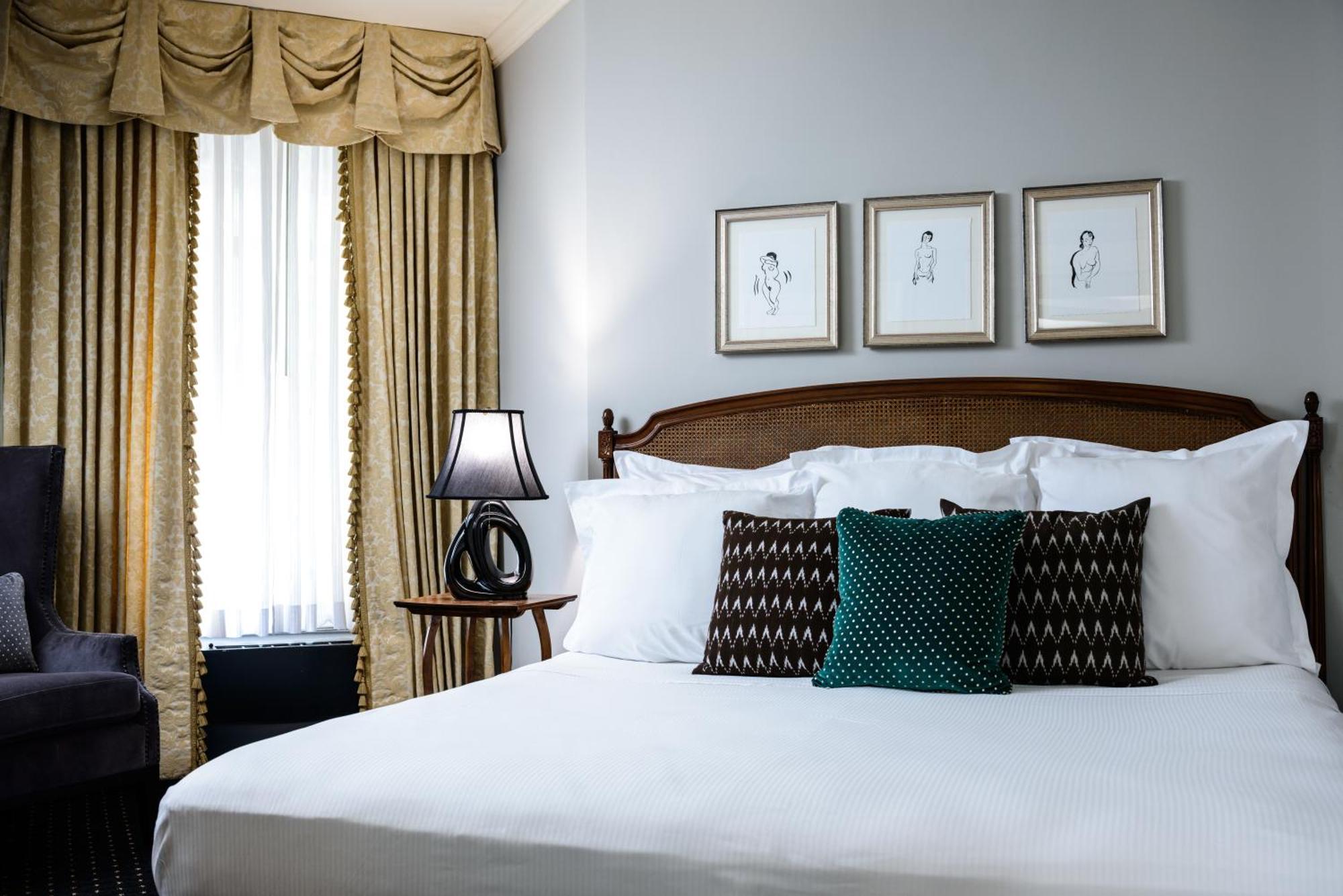 Classico Guestroom