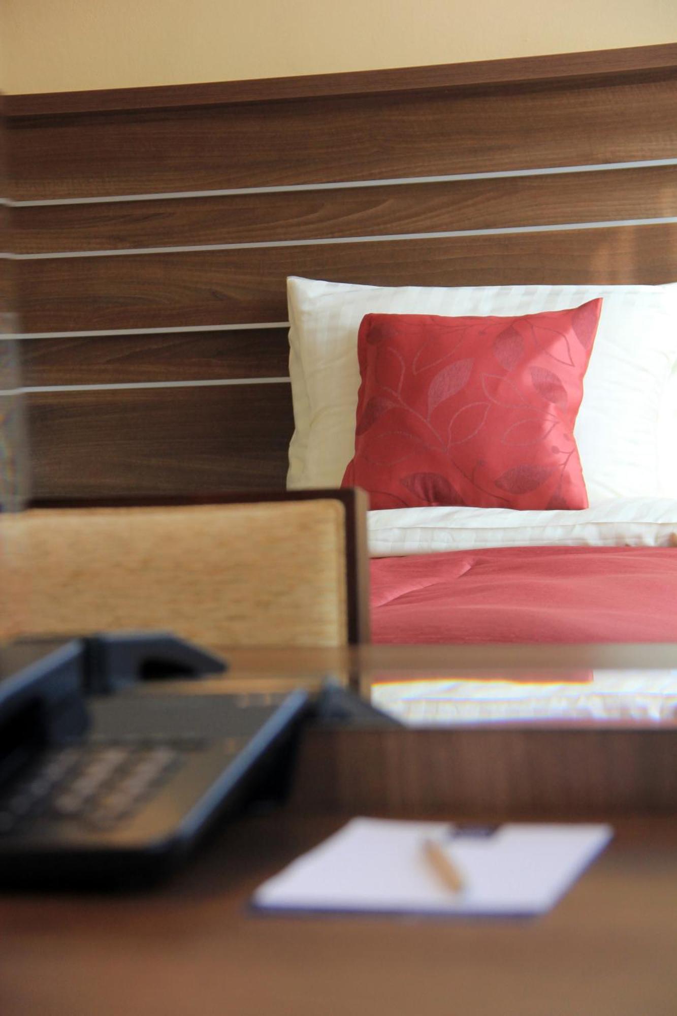 Business Zimmer mit Kingsize-Bett