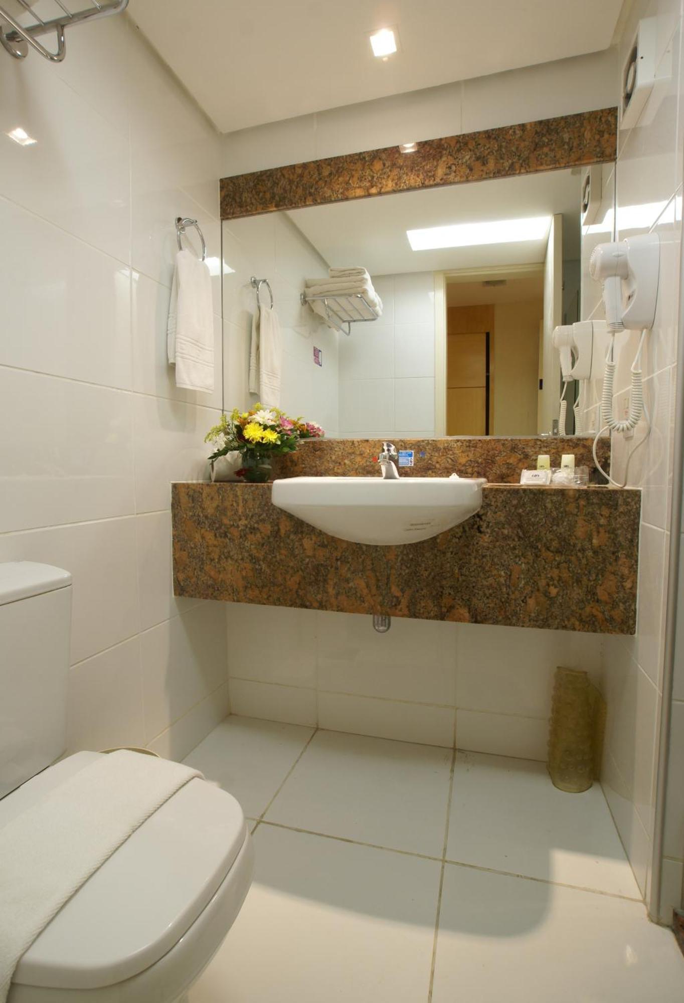 Standard Triple Room with city view