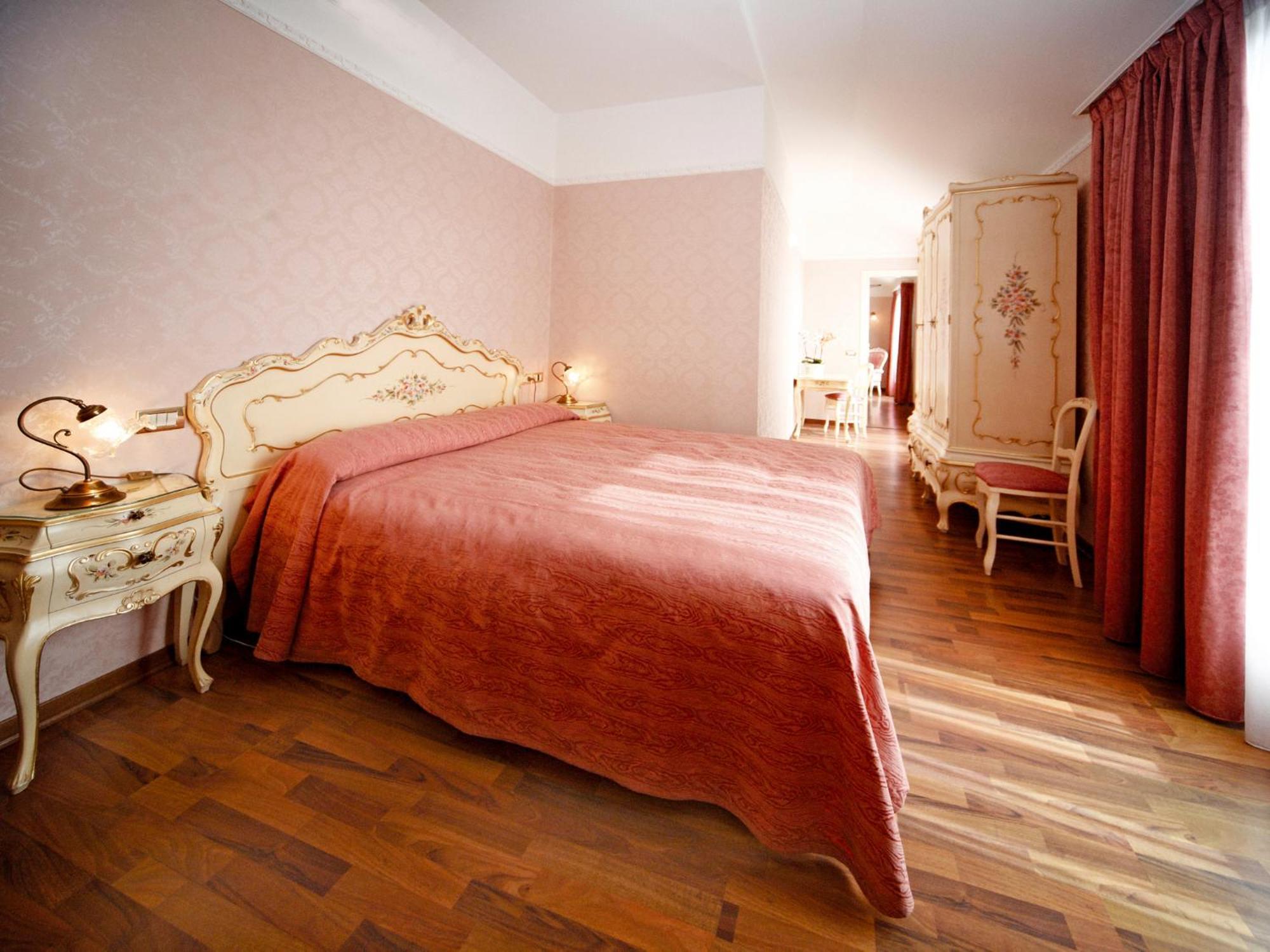 Royal Suite