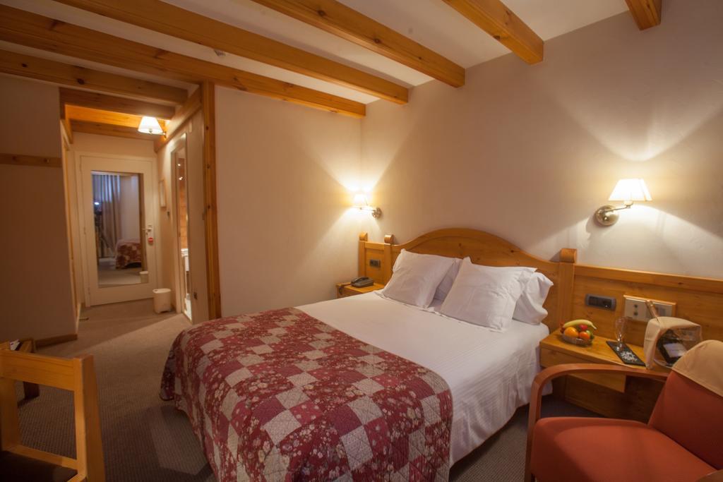 Chambre Double ou Lits Jumeaux