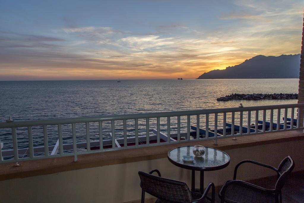 Double or Twin Room Sea View,690532944:JPEG