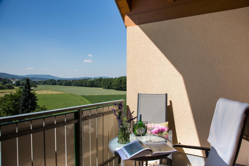 Doppelzimmer mit Balkon
