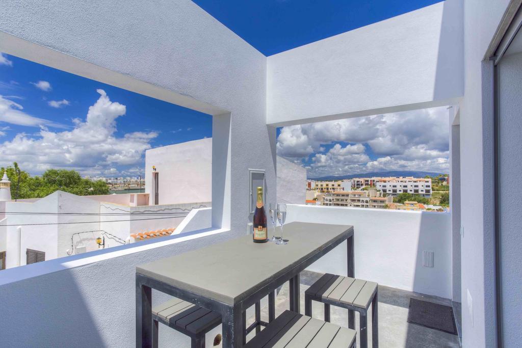 Appartement met 1 Slaapkamer en een Balkon