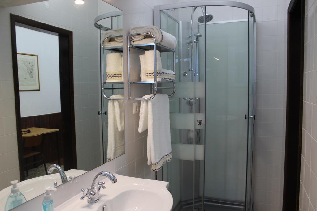 Quarto Duplo com Varanda