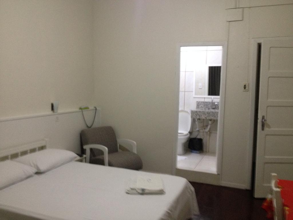 Quarto Família com Cama de Casal e 1 de Solteiro