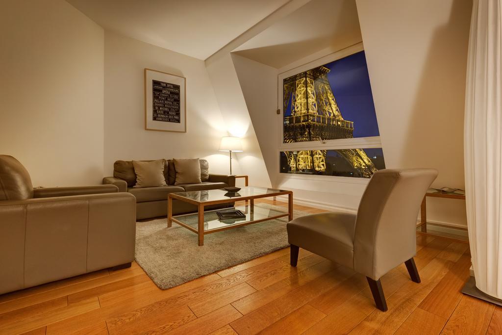 Penthouse com 4 Quartos - Torre Eiffel