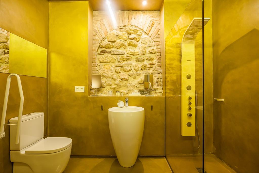 Double Courtyard  Room