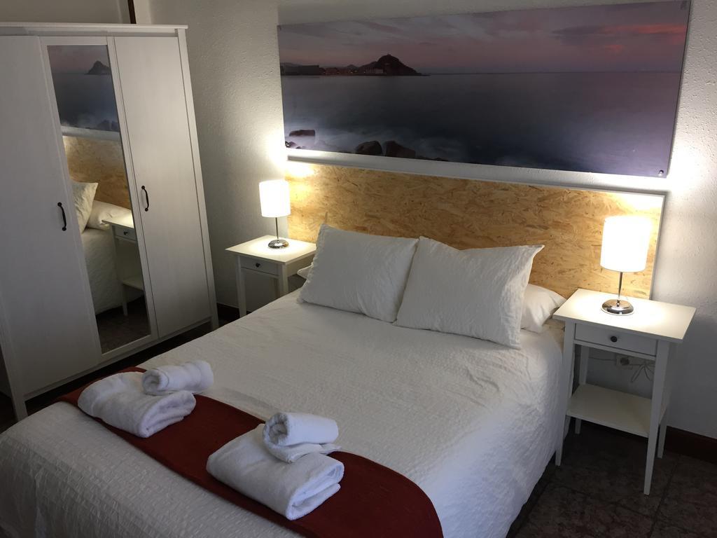 Habitación Triple con balcón y baño privado