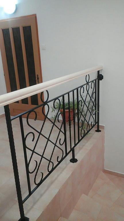 Suite Balcony,327846499:JPEG