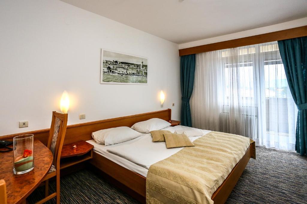 Suite mit Balkon und Meerblick