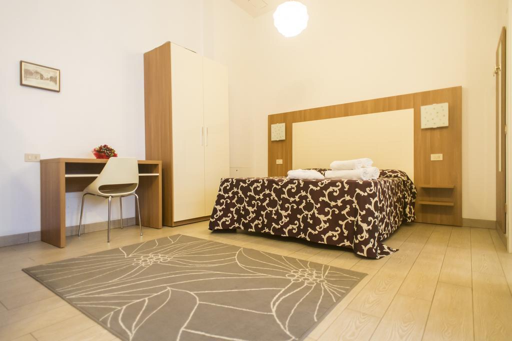 Studio Apartment,381814243:JPEG