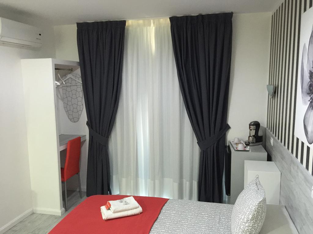 Queen Room,155547062:JPEG