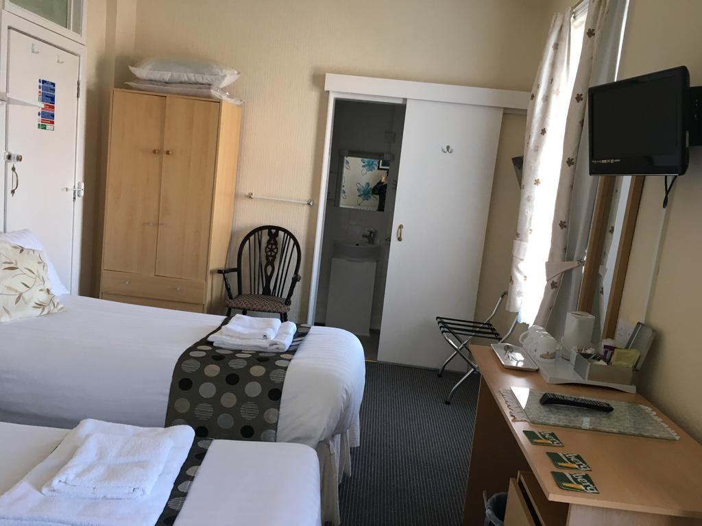 Comfort Dreibettzimmer mit Dusche