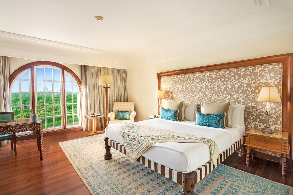 Premier Kamer met Uitzicht op Taj Mahal