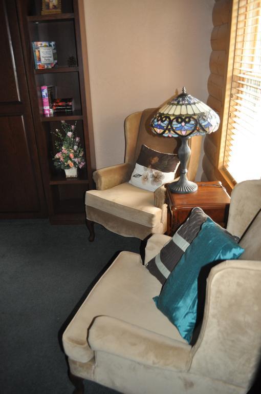 Superior King Suite