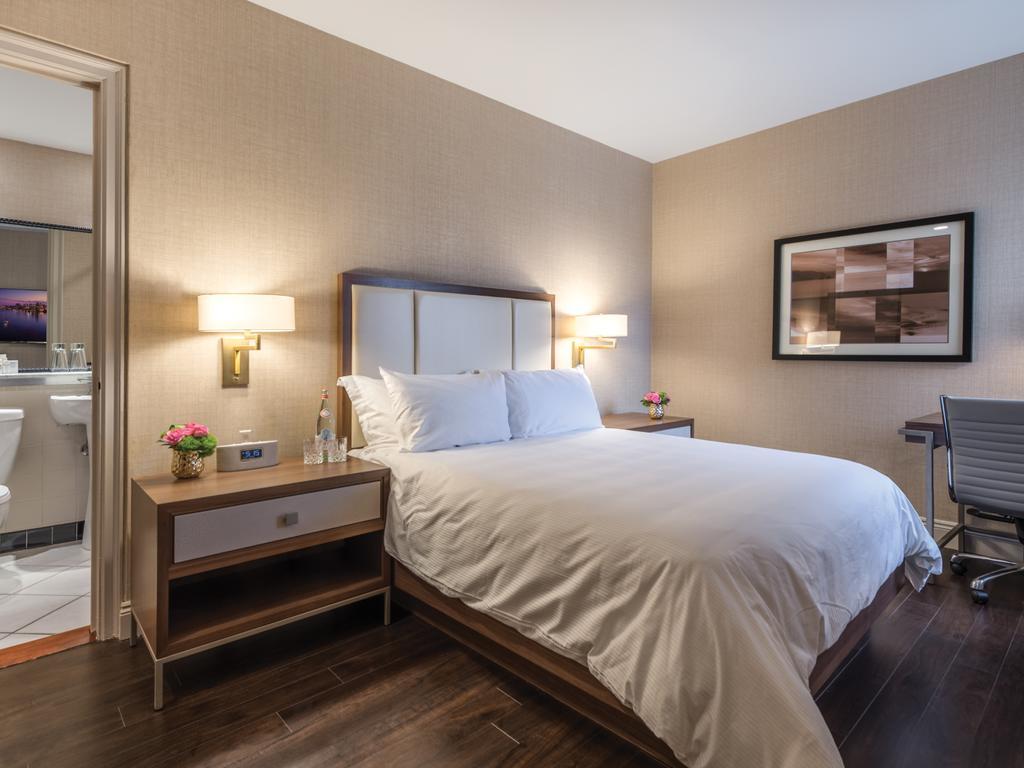 Petite Double Room,1498879192:JPEG