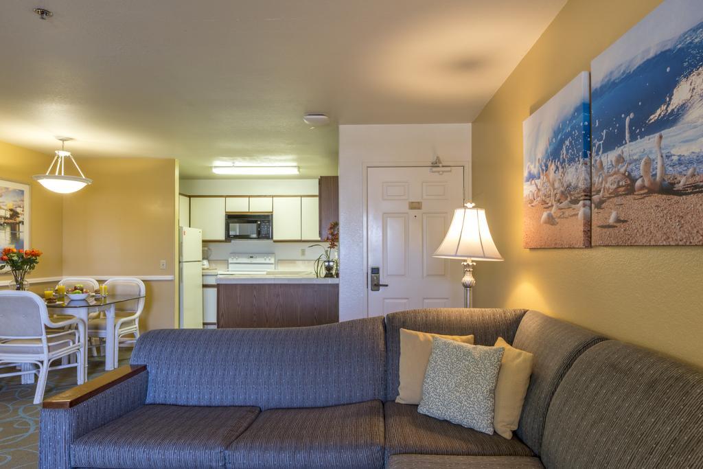 Two-Bedroom Suite