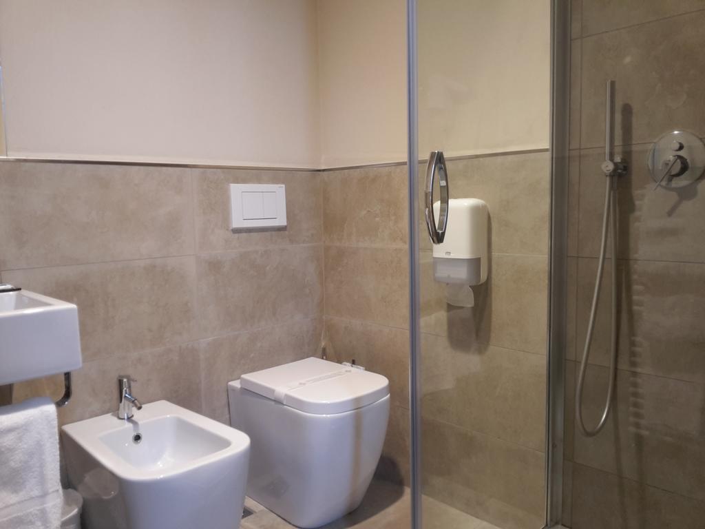 Superior Single Room,1039909867:JPEG