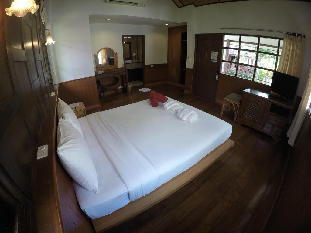 Deluxe Bungalow
