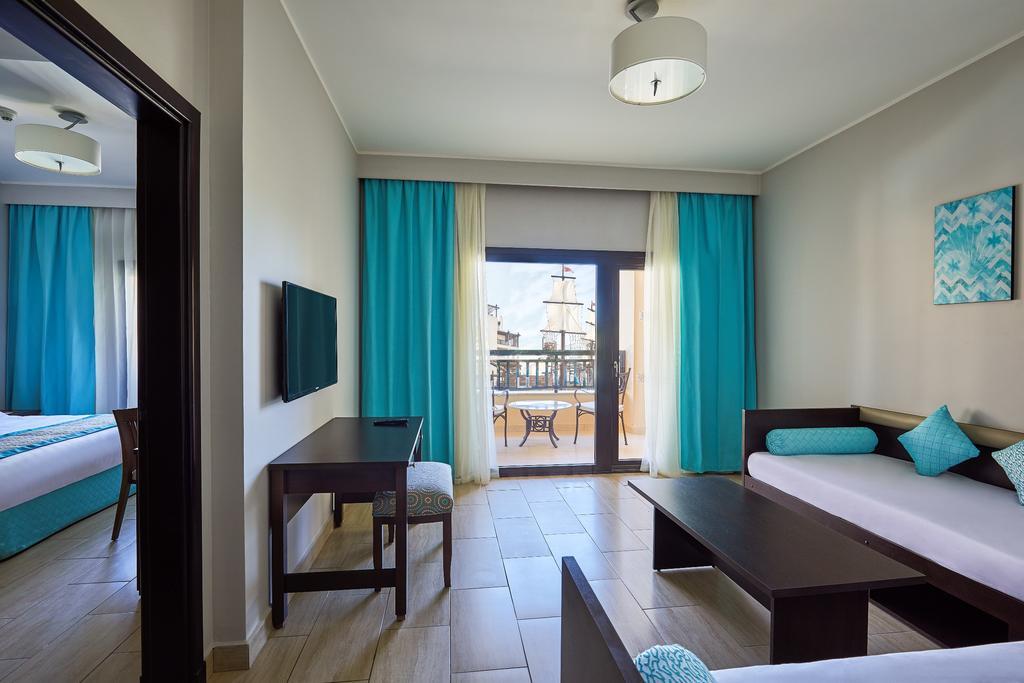 Suite Junior Familiale (2 Adultes)