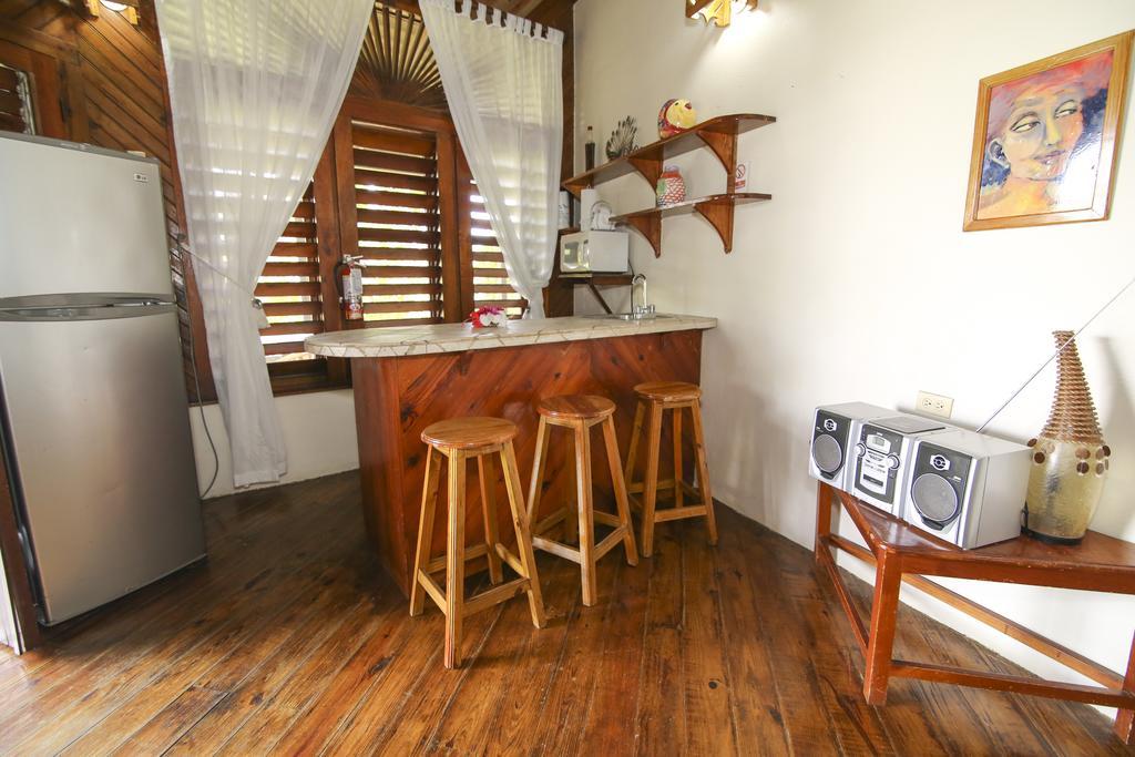 Moon Bungalow