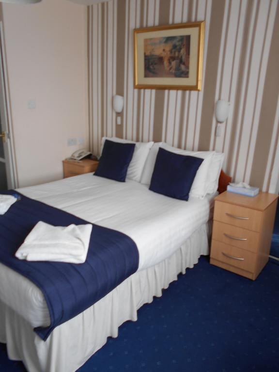 Chambre Quadruple avec Salle de Bains Privative