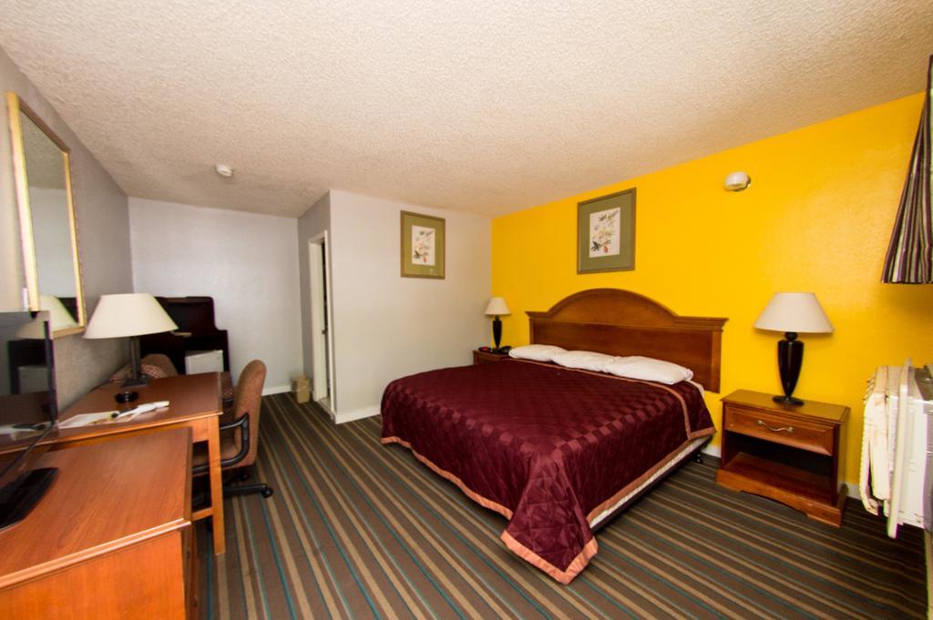 Standard King Room
