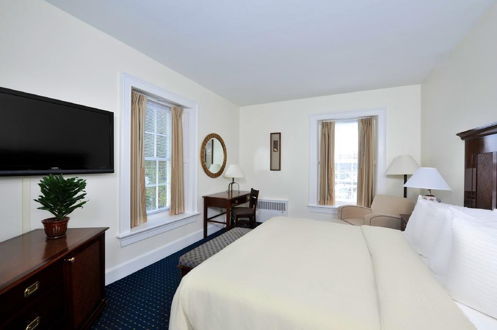 Deluxe Zimmer mit Kingsize-Bett