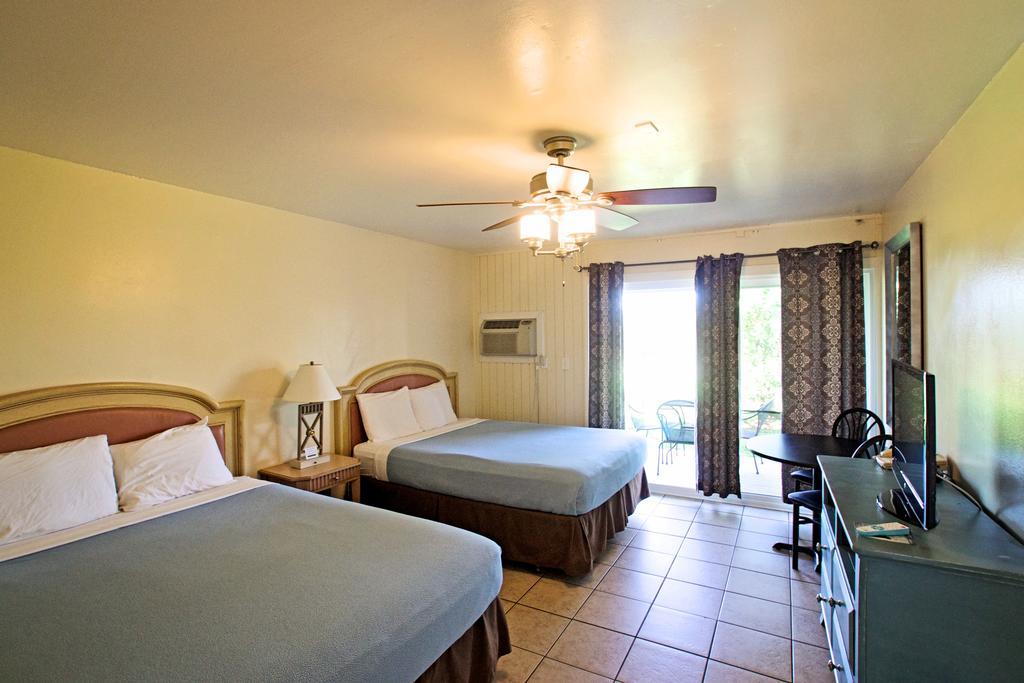 Two Queen Beds with Patio Pet Friendly