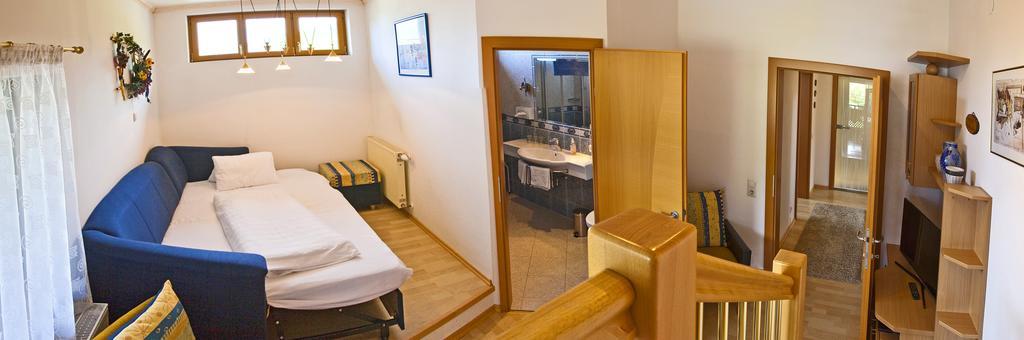 Apartment mit 1 Schlafzimmer und Balkon