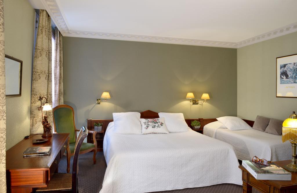 Dreibettzimmer