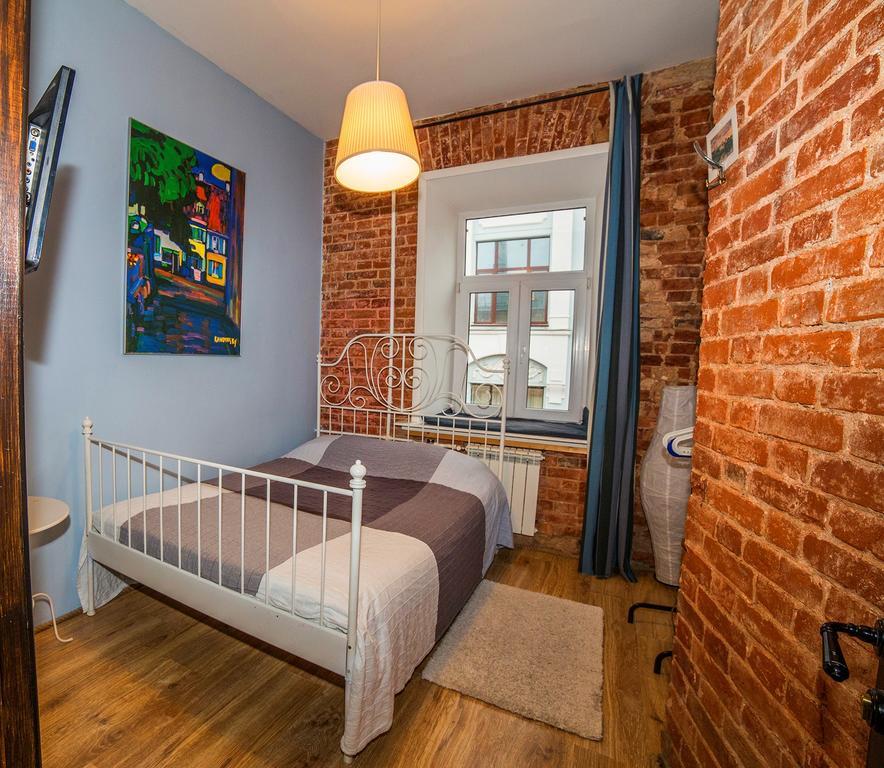 Deluxe Queen Suite