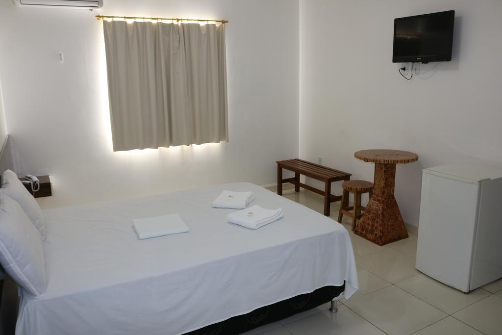 Quarto com 2 Camas de Solteiro