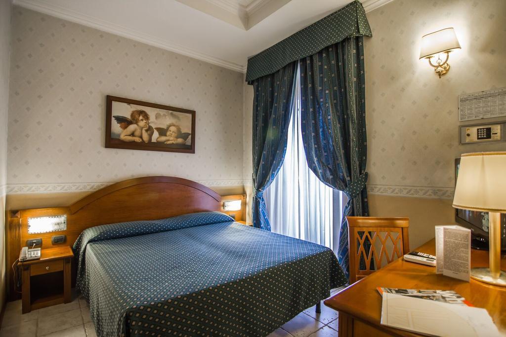 Doppel- oder Zweibettzimmer