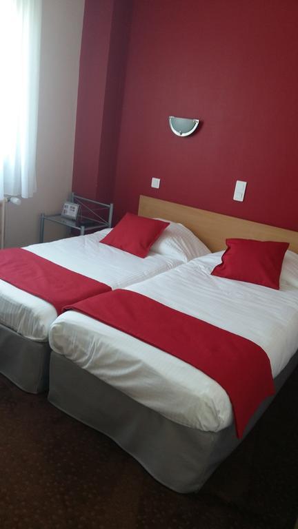 Standard Double Room with Two Double Beds - Non Smoking