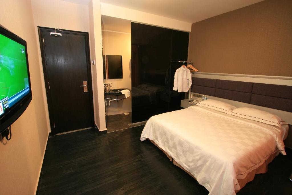 Chambre Standard - 1 Lit Queen-Size
