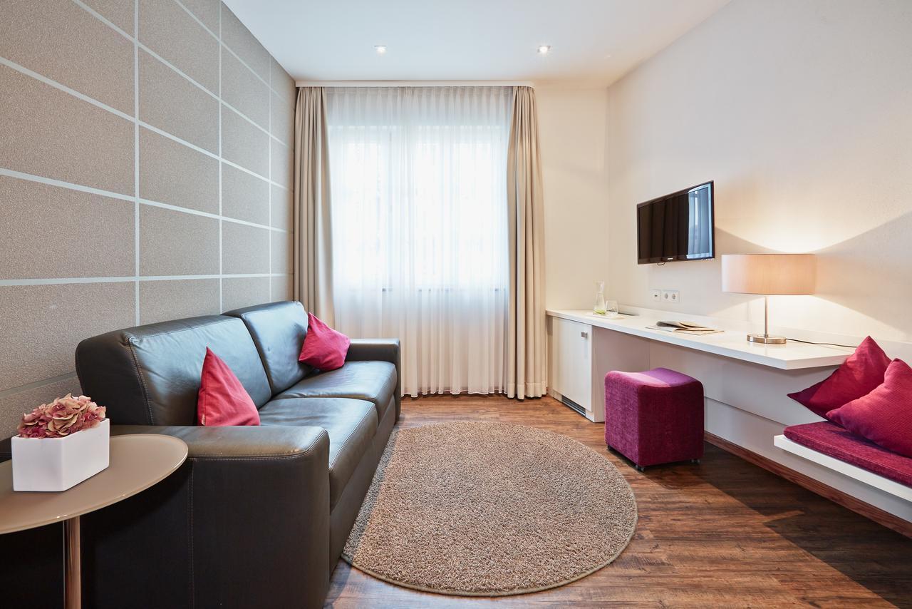 Suite with Air Conditioning,520155411:JPEG