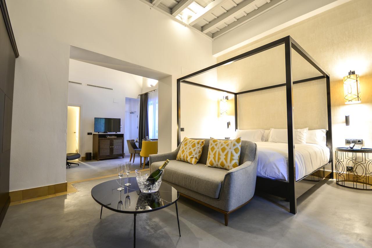 Suite con terraza y vistas al Real Alcázar