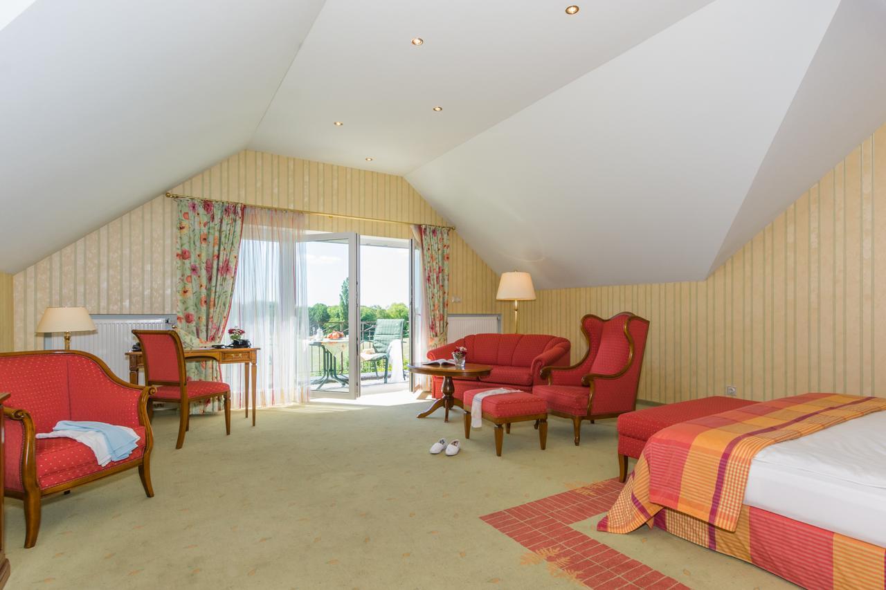 Doppelzimmer - Nebengebäude (Gäste- und Wiesenhaus)