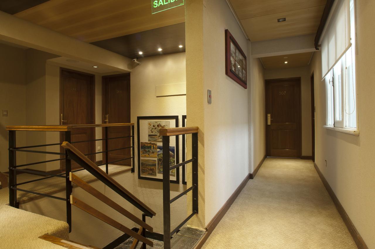 Quarto Triplo Básico