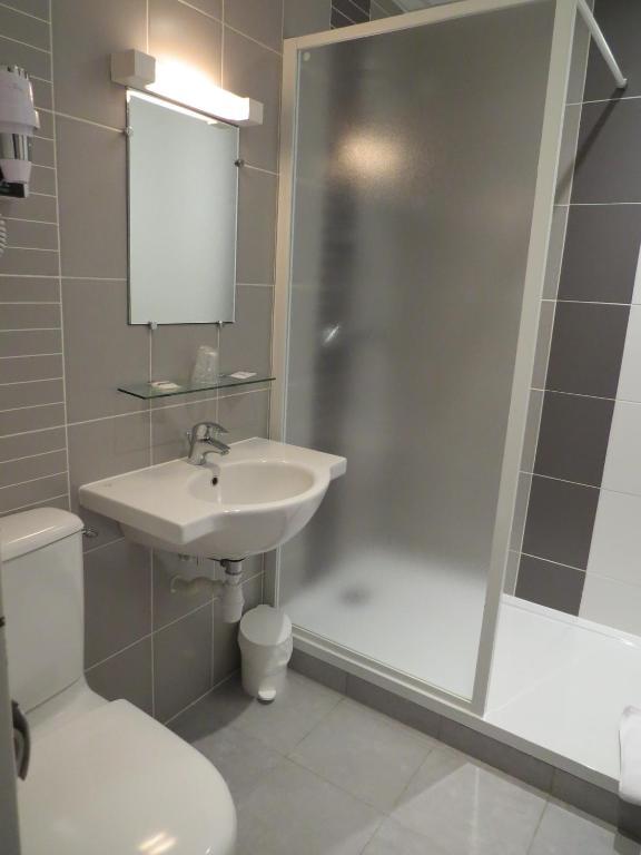 Large Double Room Ground Floor,226558964:JPEG