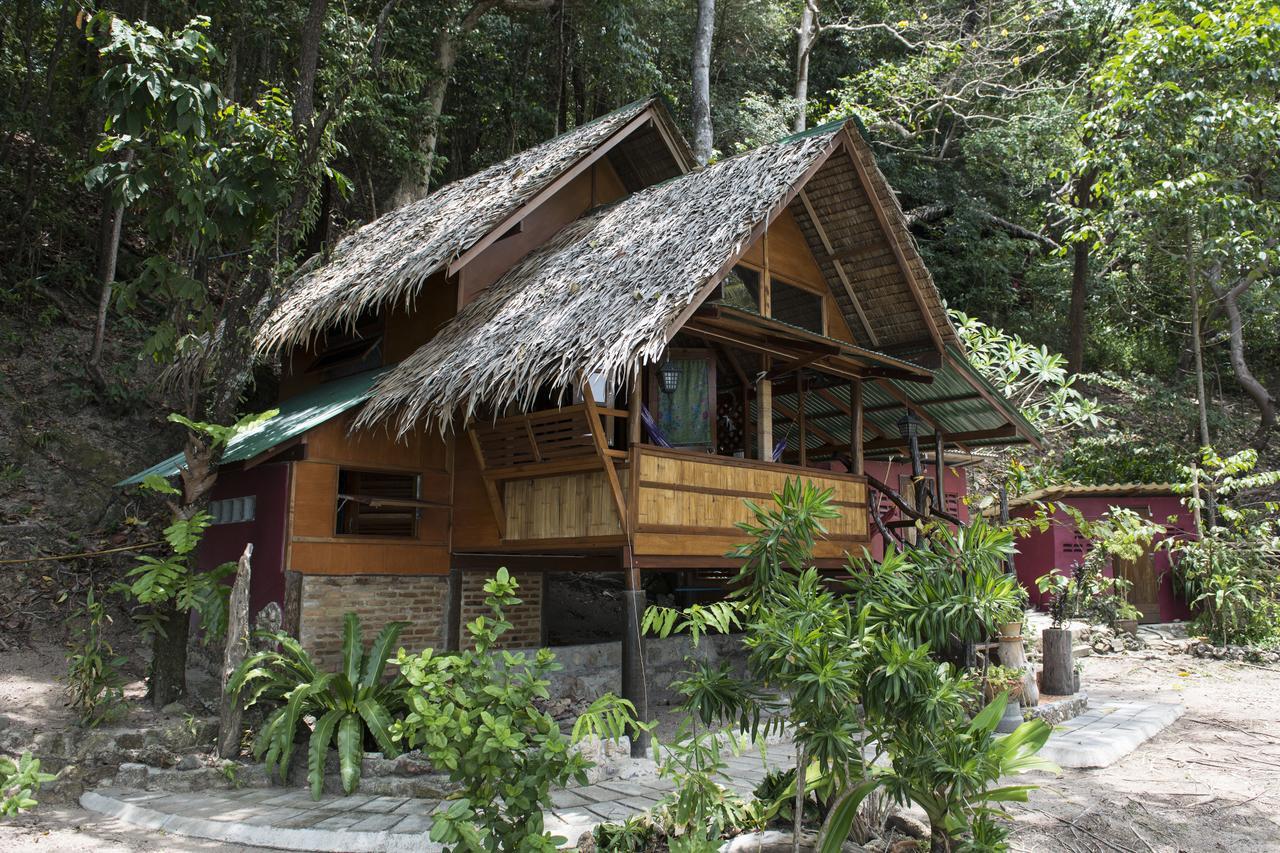 Seafront Bungalow - AC room