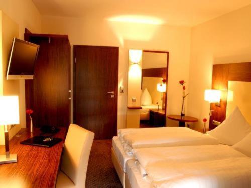 Double Room,5318090:JPEG