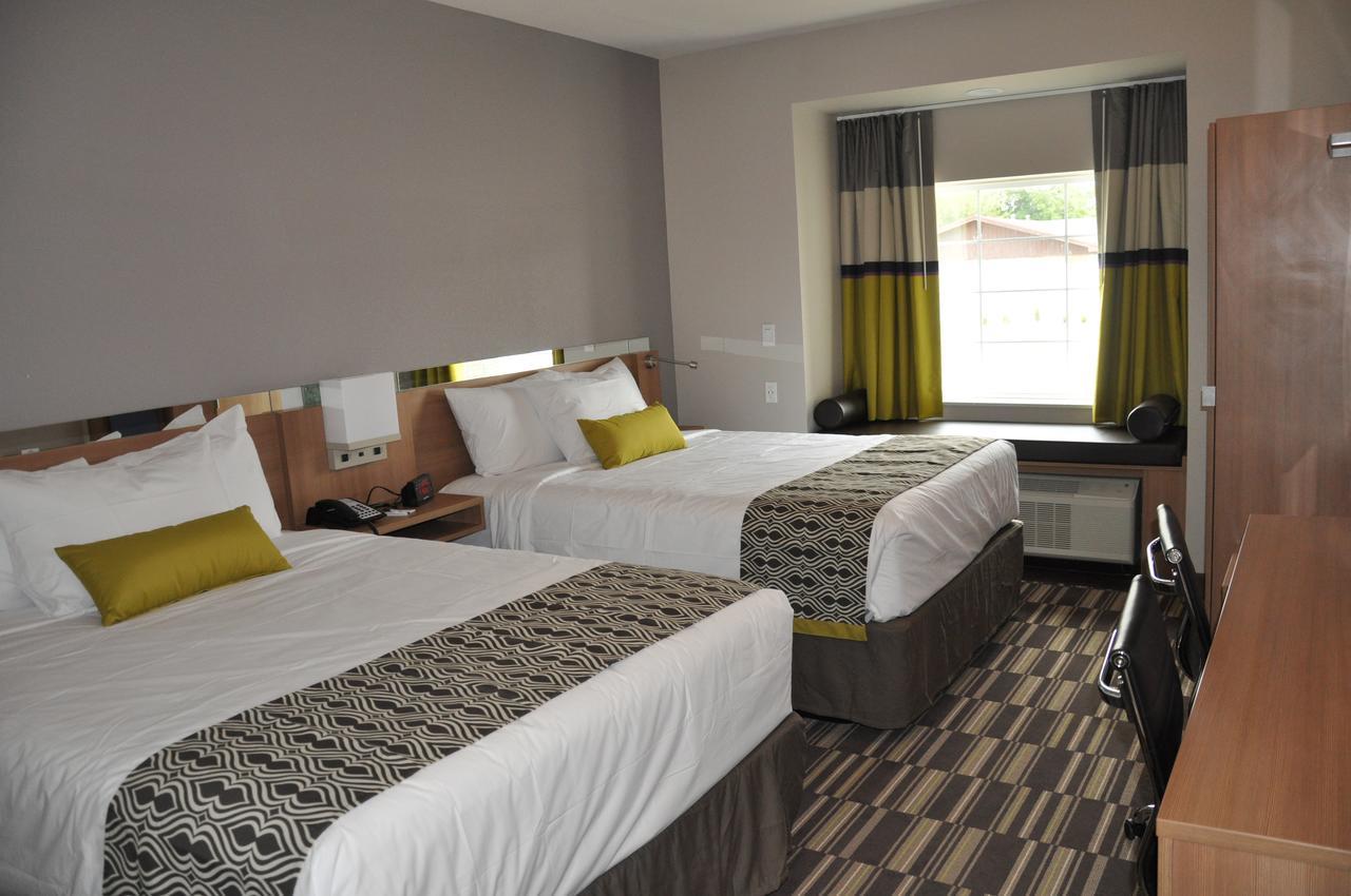 Queen Room with Two Queen Beds