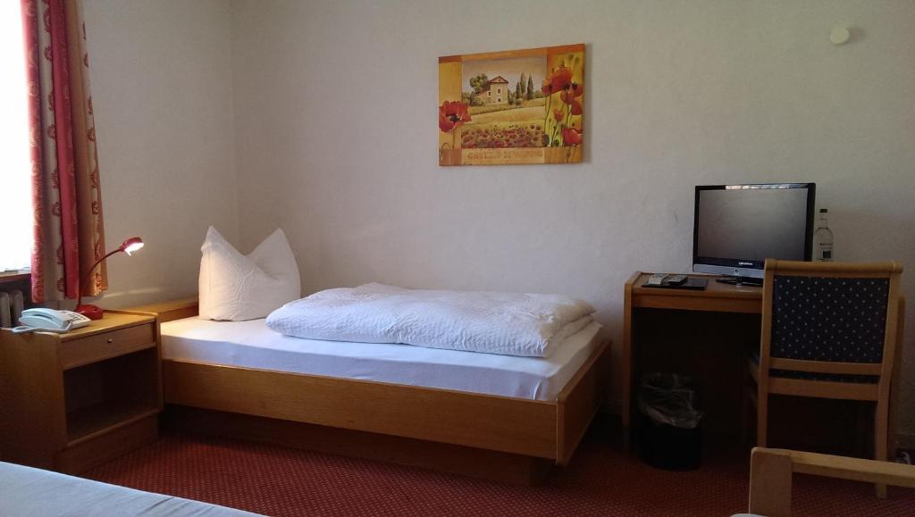 Single Room,1580337627:JPEG